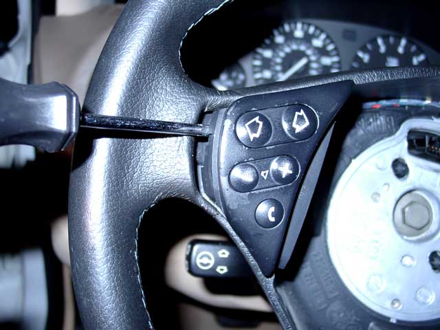 c612988ea7a9794ca0c06c422de504ff  M-Sport Steering Wheel Side Pod Replacement