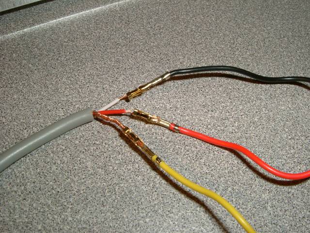 433b7b3320c9012e5f340544bb668d78  AUX input cable
