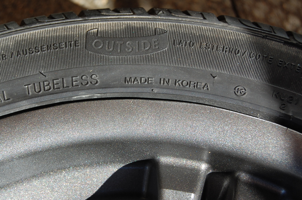 71fe7a1fe57aa37cb1d6e58487479a01  Refinish/Restore Curb Rashed wheels